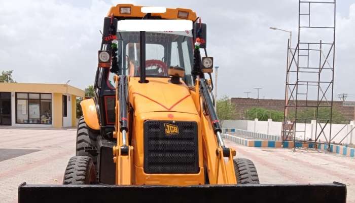 Jcb 3dx Backhoe Loader For Sale At Low Price Heavy Equipments