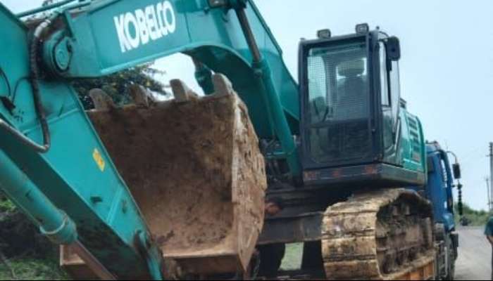 used SK380HDLC Price used kobelco excavator in 1671521033.webp
